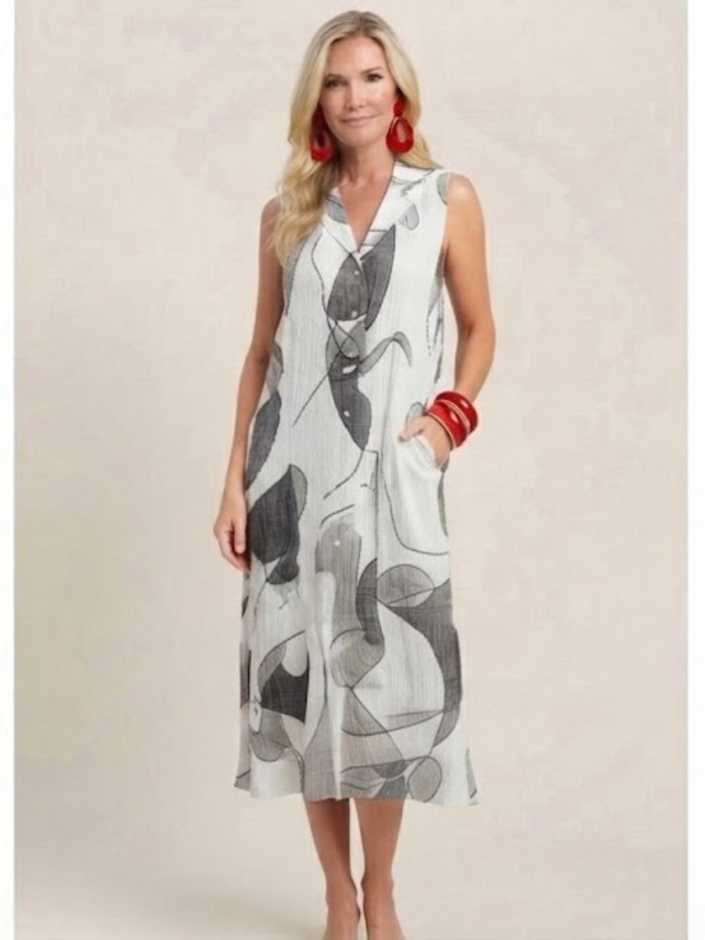 Bold Abstract Dolcezza Button-Down Dress